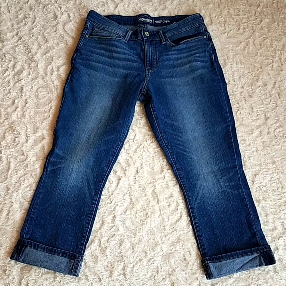 GUC Signature Levi Capris Size 11-12